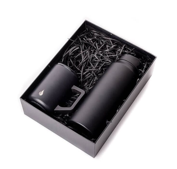 Dynamic Hydration Set - Black Corporate Gifts For Men, Man Box Gift, Mens Gift Box, Cups For Men, Customised Water Bottles, Coffee Gift Sets, Luxury Gifts For Men, Gift Box For Men, Product Box