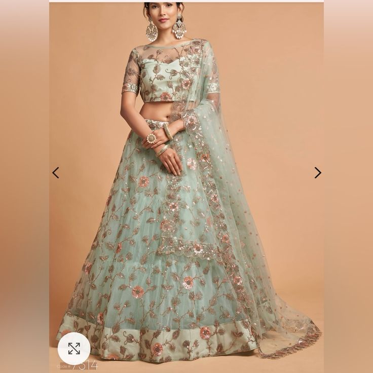 Gorgeous Party Wear With Embellishments. So Girly! Zipper Added For Ease Of Wear. Fits Size Small. Bust 32-34" Waist 25" Glitch In The Matrix, Celebrity Bride, Unconventional Wedding Dress, Pink Two Piece, Unconventional Wedding, Indian Party, Indian Party Wear, Party Wear Lehenga, Aqua Dress