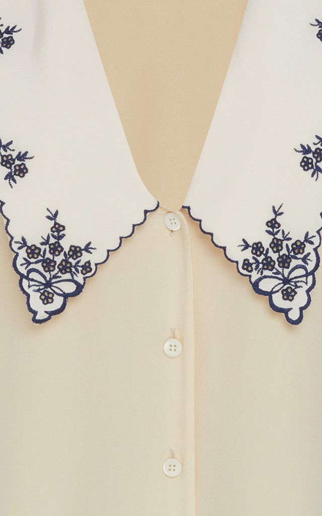 Miu Miu Collared V-Neck Button Down Top Embroidered Collar Shirt, Embroided Clothes, Collar Embroidery Design, Embroidery On Collar, Top With Collar, Sewing Collars, Collars Diy, Designer Kurti Patterns, Kurti Patterns