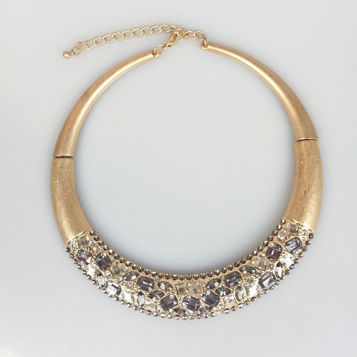 Brand-New Gold Tone Crystal Collar Necklace By Macy's. New With Original Retail Packaging And Pricing Still Intact. Never Worn. Packaging May Show Minor Signs Of Wear From Display, Handling, And Storage. All Stones Affixed And Intact. Macy's Silver Jewelry For Parties, Elegant Macy's Necklaces For Party, Adjustable Metal Jewelry From Macy's, Macy's Gold Necklaces For Wedding, Macys Jewelry, Collar Necklace, Womens Jewelry Necklace, Gold Tones, Collar