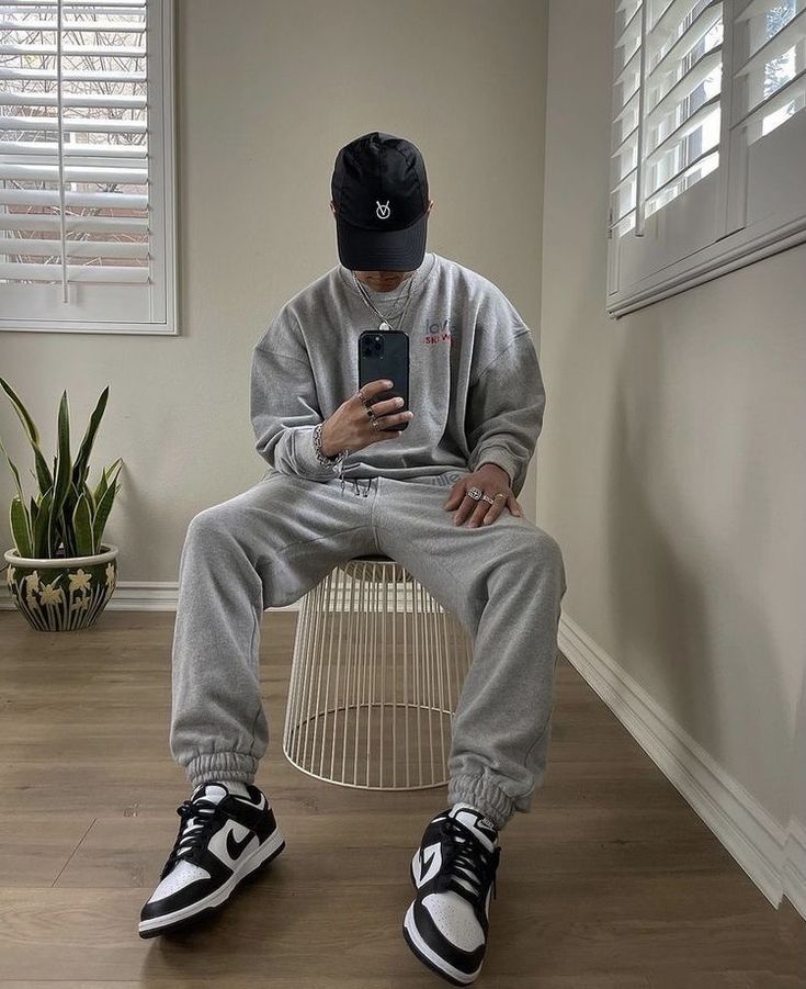 Jordans Mens Outfit, Nike Aesthetic Men, Nike Dunk Low Outfit Men Streetwear, Man Street Wear, Outfit Chicos, Nike Dunk Low Outfit Men, Jordan Outfits For Men, Boys Outfits Aesthetic, Nike Outfits Men