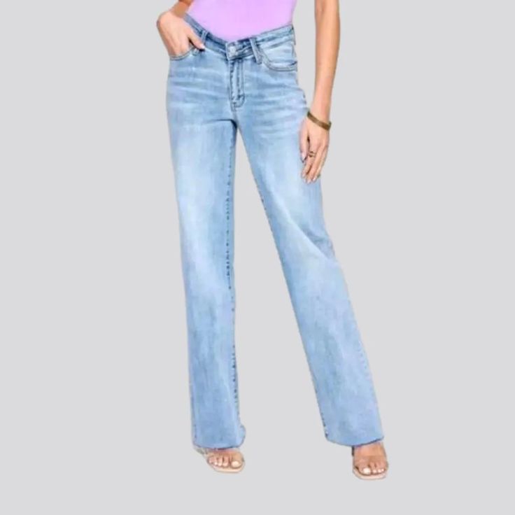 Introducing our light-wash women's lined jeans from the 2024 Summer Collection a nod to the beloved 90s trend with a modern twist!Why These Jeans Will Be Your Go-To ChoiceCrafted with care to bring back the essence of the 90s, these jeans effortlessly blend vintage charm with contemporary trend. The light wash and straight leg design exude a timeless elegance, making them a must-have addition to your fashion-forward wardrobe.Distinctive Features: 90s Inspiration: These jeans take inspiration from the iconic 90s style, giving you a touch of nostalgia and a fresh update for your wardrobe. Straight Leg Cut: Patterned with a classic straight leg silhouette, these jeans provide both style and comfort in one sleek package. Light-Wash Perfection: The light wash gives these jeans a vintage vibe, m Trendy Full Length Jeans With Five Pockets, Light Wash Full-length Summer Jeans, Light Wash Full-length Jeans For Summer, Trendy Medium Wash Cropped Jeans, Trendy Washed Blue Full-length Jeans, Trendy Washed Blue Jeans, Light Wash Full Length Jeans For Summer, Chic Washed Blue Straight Leg Jeans, Trendy Washed Blue Cropped Jeans