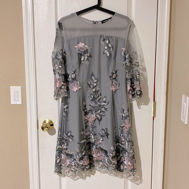 Cute Gray Dress With Floral Embroidery. Perfect For Wedding Or Evening Out. A-line Wedding Dress With Intricate Embroidery, Spring Floral Embroidered Formal Evening Dress, Spring Floral Embroidered Evening Dress For Formal Occasions, Spring Formal Evening Dress With Floral Embroidery, Spring A-line Dress For Mother Of The Bride, Spring Wedding Evening Dress With Floral Embroidery, Embroidered A-line Midi Dress For Wedding, Summer A-line Dress For Mother Of The Bride, Lace Mother Of The Bride Dress With Floral Embroidery