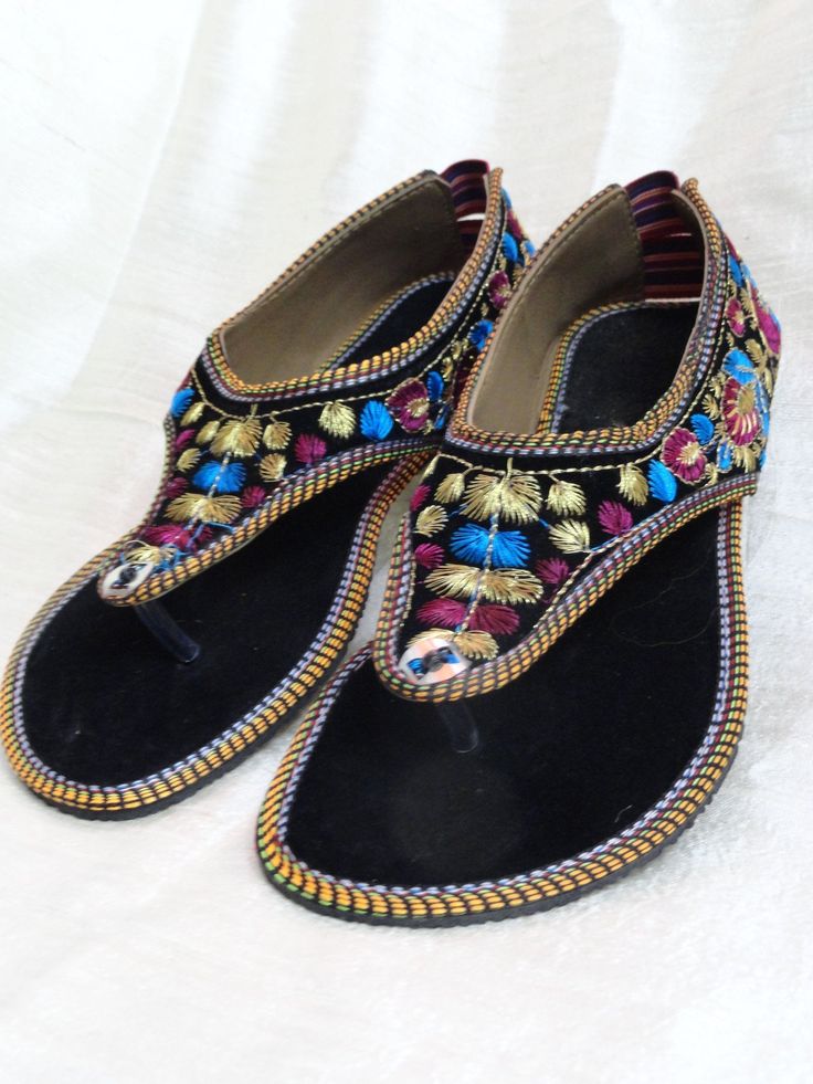 Casual, colourful shoes and sandals in leather from India: Fashion footwear for the contemporary city dweller, from five centuries back. Mumtaz, the lady for whom the Taj Mahal was built probably lived in shoes and sandals much like these. Originally meant for the Maharajahs and the Maharanis [Kings and Queens and such royalty], these handcrafted fashion footwear for men and women mainly come from the villages of Punjab and Rajasthan. This period fashion piece was introduced to India during the Colourful Shoes, Open Shoes, Period Fashion, Indian Shoes, Shoes And Sandals, The Taj Mahal, Kings And Queens, Fashion Footwear, Colorful Shoes