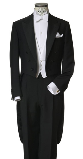 I'm a big fan of a formal tailcoat... for the groom anyway :) Pianist Outfit Men, White Tie Suit, Butler Outfit, Tuxedo With Tails, Evening Suit, Black And White Tuxedo, White Vest, Dress Guide, Tuxedo Wedding