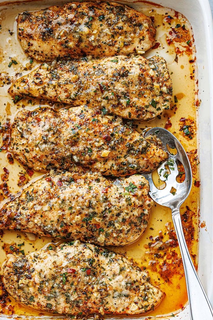 Baked Garlic Parmesan Chicken - #chicken #recipe #eatwell101 - Our quick and simple garlic parmesan chicken is bursting with delicious flavor and sure to become a new favorite. Try this baked chicken recipe for a quick weekday meal! - #recipe by #eatwell101® Parmesan Chicken Bake, Baked Garlic Parmesan Chicken, Chicken Breast Recipes Baked, Chicken Bake, Baked Chicken Parmesan, Garlic Parmesan Chicken, Parmesan Chicken, Baked Chicken Breast, Low Carb Dinner