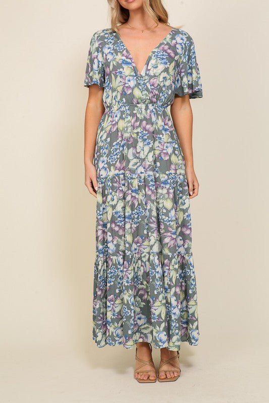 From vacation to a casual occasion, this versatile floral print maxi sundress is spring perfection! Dress features short sleeves with a slight plunging neckline . Elastic smocking at waist for a perfect fit and comfort. Tie detail on back. Recommended Sizing. 2-4 S, 6 -8 M, 10-12 L Blue Floral Maxi Dress, Short Maxi Dress, Romantic Floral Print, Free Spirit Style, Maxi Sundress, Maxi Dress Pattern, Blue Lavender, Urban Dresses, Floral Print Maxi Dress