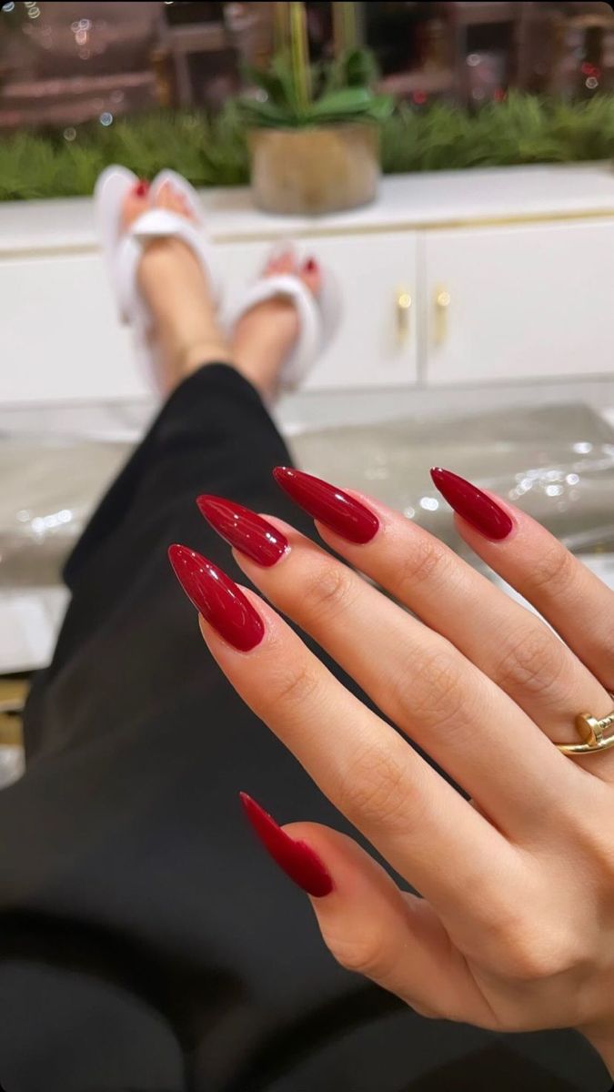 Kutek Disney, Red Acrylic Nails, Nagel Tips, Smink Inspiration, Casual Nails, Makijaż Smokey Eye, Thanksgiving Nails, Red Nail, Nagel Inspo