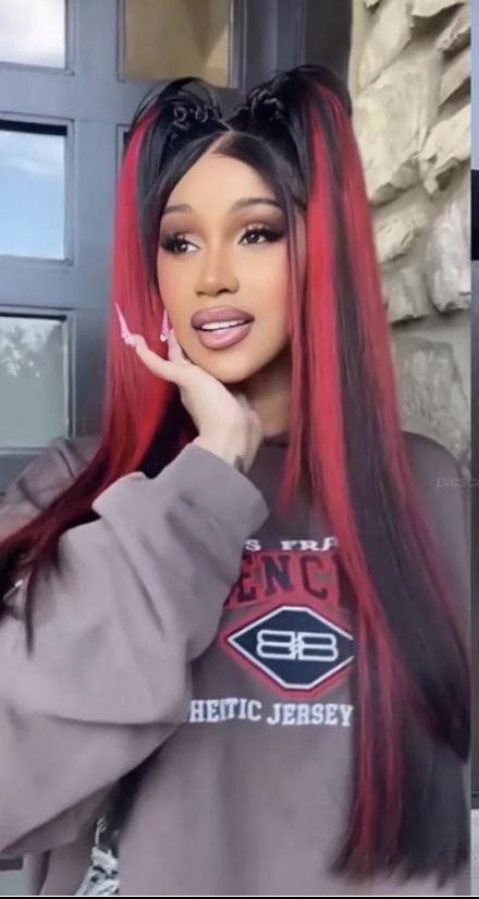 Long Wig Hairstyles, Valentine’s Day Hair, Cardi B Hair, Quirky Hairstyles, Cardi B Hairstyles, Purple Hair Colour, Valentine Hairstyles, Interesting Hairstyles, Valentines Hairstyles