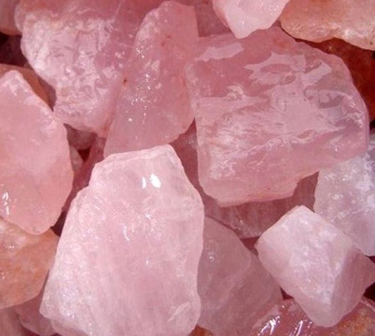 Rose Quartz Properties, Pink Quartz Crystal, Wholesale Roses, Yucca Valley, Rose Pastel, Pink Vibes, January Birthstone, Everything Pink, Rose Quartz Crystal