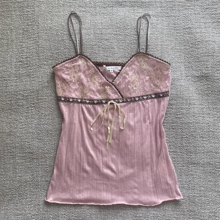 Y2k Pink Jacket, Vintage Babydoll Top, Sewing Cami Top, Pink And Brown Clothes, Y2k Babydoll Top, Pink Cami Top Outfit, Pink And Brown Outfits, Pink Y2k Top, Pink And Brown Aesthetic