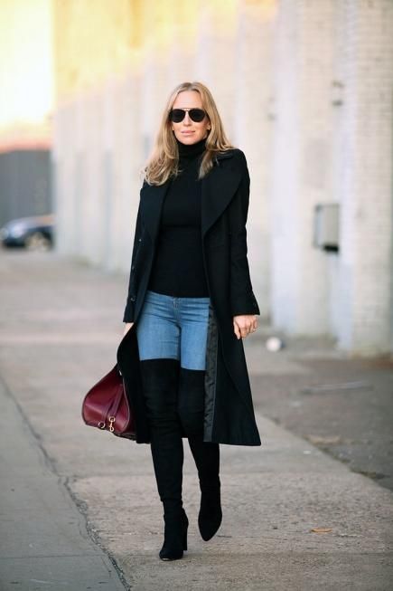 Brooklyn Blonde, Over The Knee Boot Outfit, Bota Over, Knee Boots Outfit, Boot Outfits, Black Overcoat, Outfit Combos, High Boots Outfit, Quoi Porter