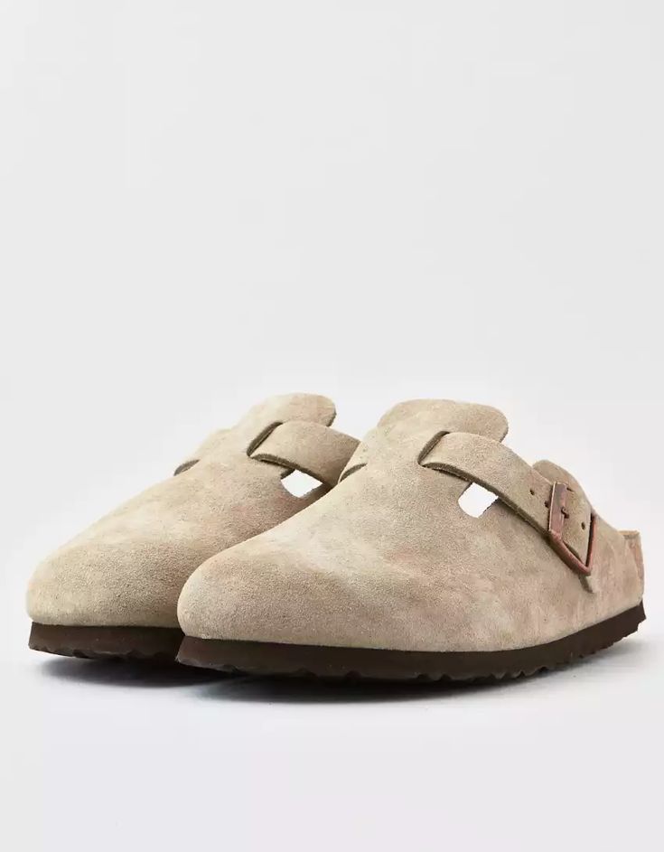 Burken Stocks Shoes, Boston Soft Footbed, Pretty Shoes Sneakers, Birkenstock Women, Shoe Wishlist, Slip On Shoe, Cute Nike Shoes, Hipster Outfits, Birkenstock Boston