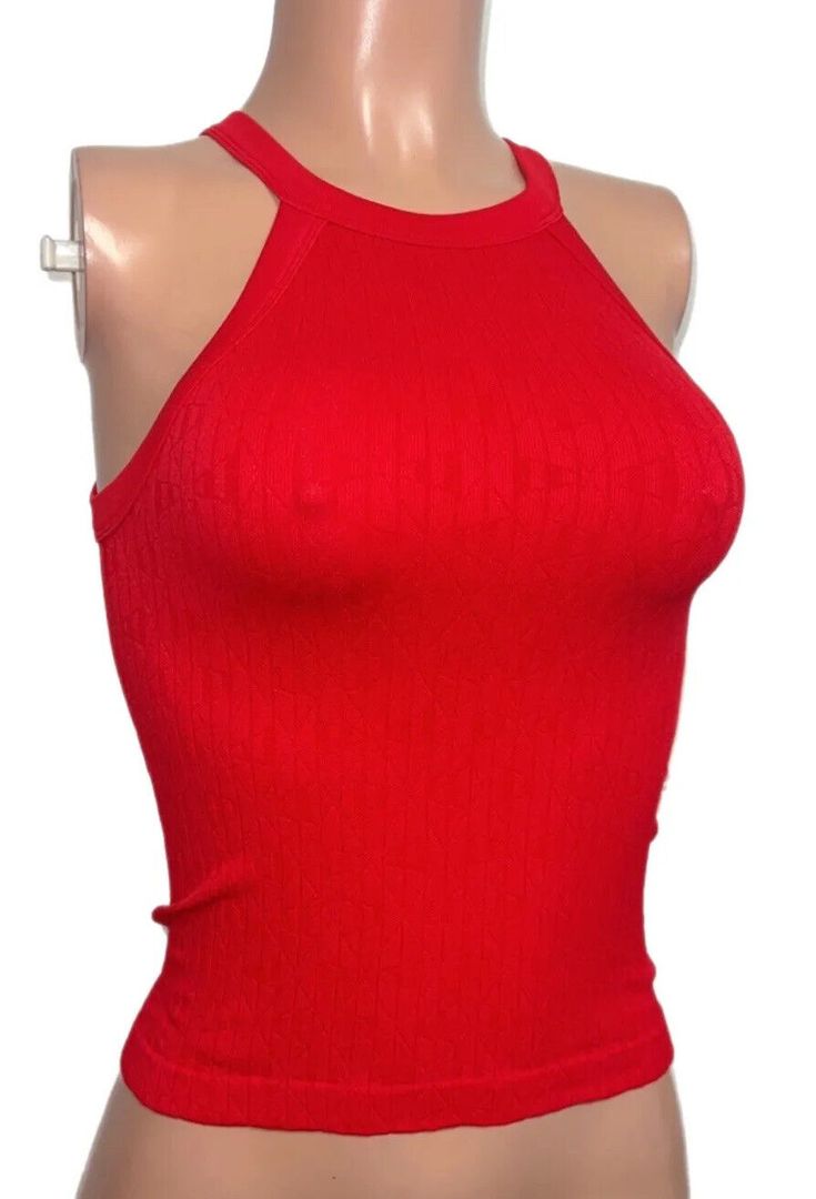 Stretch Ribbed Party Top, Ribbed Stretch Top For Party, Stretch Ribbed Top For Party, Party Seamless Halter Neck Top, Seamless Stretch Halter Top For Party, Stretch Seamless Halter Top For Party, Seamless Stretch Tank Top For Party, Red Stretch Halter Neck Crop Top, Fitted Seamless Halter Neck Top