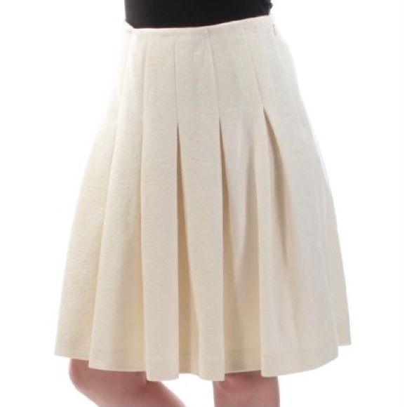 Tommy Hilfiger Womens New Ivory Knee Length Pleated Casual Skirt Size 4 Formal Full Beige Skirt, Classic Beige A-line Skirt, Cream Flared Skirt For Formal Occasions, Cream Formal Skirt, Formal Cream Skirt, Elegant Cream Mini Skirt For Spring, Elegant A-line Tennis Skirt For Spring, Off White Relaxed Fit Skirt For Spring, Off White Relaxed Skirt For Spring