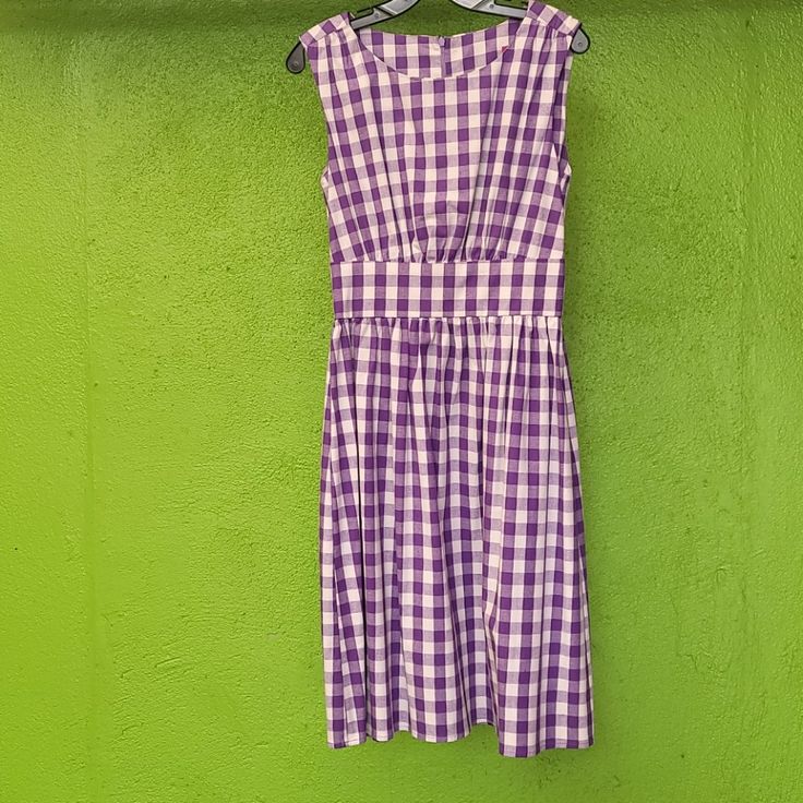 Purple Gingham Pinup Dress Retro Plaid Dresses For Picnic, Vintage A-line Plaid Dress, Retro Gingham Dress For Picnic, Retro Gingham Vintage Dress, Retro Plaid Dress For Picnic, 1950s Style Gingham Cotton Dress, 1950s Style Gingham Dress For Picnic, Vintage Gingham Plaid Knee-length Dress, Retro Gingham Plaid Cotton Dress