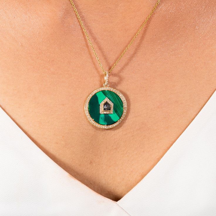 "Gold Malachite Pendant/Malachite Jewelry/Natural Green Malachite/Solid Gold Chain/Halo Jewelry/Dainty Bridal Promise/Valentine Gift for Wife ★ ★ CUSTOM/DUTY-FREE SHIPPING WORLDWIDE, BUYERS DON'T HAVE TO PAY ANY CUSTOM FEES WHILE IMPORTING ★ ★ Details Made to order Material: 14k Solid Gold ❤ To create a truly catchy look at the parties, add this 14k gold pendant necklace to your wardrobe from the house of ChicVida Fine Jewelry. Exclusively hand-carved with round-shaped malachite within gleaming Green Gemstone Accents 14k Gold Jewelry, 14k Gold Jewelry With Green Gemstone Accents, 14k Gold Green Gemstones, Green Round Necklace With Gemstone Accents, Green Round Necklaces With Gemstone Accents, Green Emerald Necklace With Gemstone Accents, Green Round Emerald Necklace With Gemstone Accents, Round Green Emerald Necklace With Gemstone Accents, Green Gemstones With Accents For Gifts