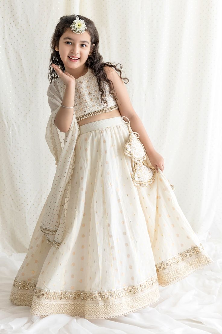 Traditional Dresses For Kids, Kids Party Wear Dresses, Kids Dress Collection, Wedding Dresses For Kids, Lehenga Designs Simple, Kids Dress Patterns, Baby Dress Design