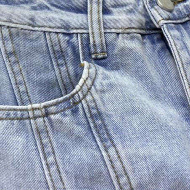 Make a fashion statement with the 2023 Summer Collection's layered light wash denim skort! With a mid-waist fit. street style. and a zipper & button closure. this skort is the perfect combination of classic and modern style. Why You'll Fall In LoveThis light wash denim skort is perfect for the fashionable woman who wants to stay ahead of the trends. The layered look and unique fit provides an effortless style that will have you looking chic all day. Unmissable Highlights: Street Style: This styl Denim Skort, Outdoor Concert, Moda Jeans, Unique Fits, Light Wash Denim, Layered Look, Birthday Outfit, Fashion Sense, Summer Collection