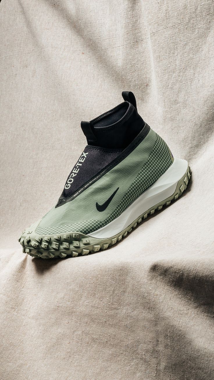 Nike ACG Gore-Tex "Mountain Fly" release Thursday, 11/18. Enter the Draw: https://feature.com/products/nike-acg-gore-tex-mountain-fly-clay-green-black#releases-hero-anchor Nike Acg Boots, Acg Nike, Nike Acg Shoes, Shoe Sketches, Fly Shoes, Learning Platform, Hype Shoes, Nike Acg, Transportation Design