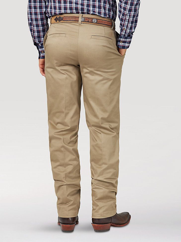 LOOK NICE, FEEL GREAT.Step out in style in these Wrangler Casuals® Men's Flat Front Casual Pants. They feature a hidden waistband that offers sustained comfort. These classic fit pants also give you access to a high level of wrinkle control, allowing you to wash and then wear them straight out of the dryer. They double welt back pockets that provide a tailored appearance throughout your day. Clothes Wrinkles, Khaki Pants Outfit Men, Slim Fit Dress Pants Men, Mens Khaki Pants, Clarks Shoes Mens, Khaki Pants Outfit, Casual Country Outfits, Mens Rugged, Relaxed Fit Pants