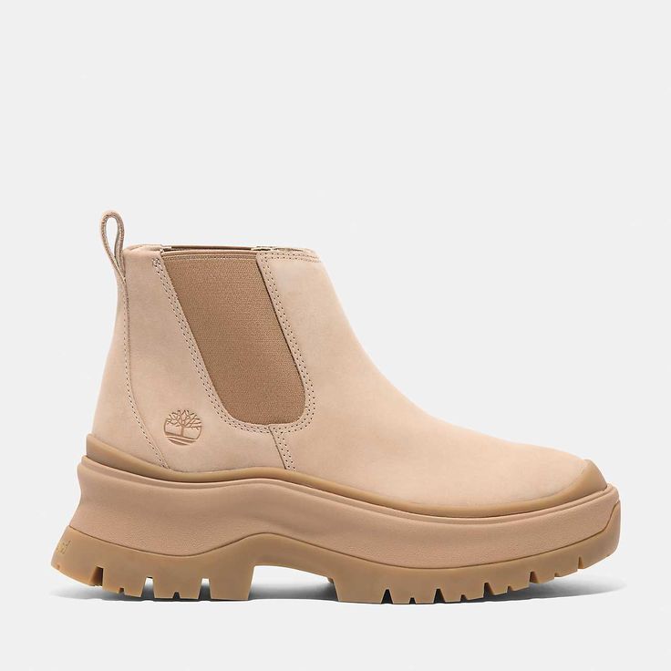 Modern Outdoor Boots With Textured Sole, Modern Outdoor Boots With Lug Sole, Timberland Low-top Boots With Vibram Sole, Boots Timberland Women, Boots Timberland, Timberland Women, Flat Dress Shoes, Chelsea Boots Women, Aesthetic Shoes