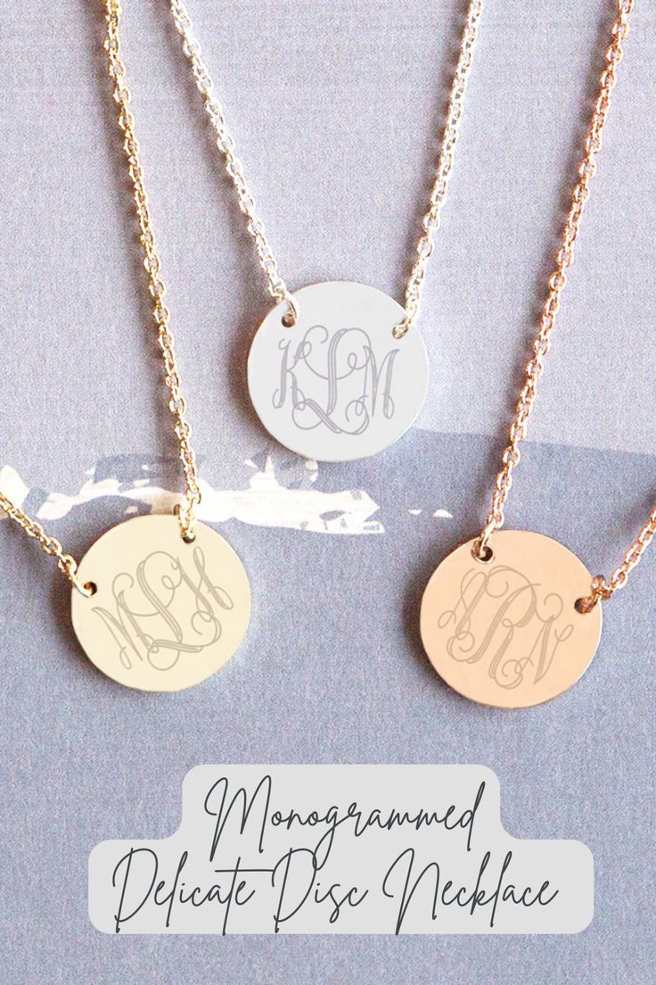 The ultimate in classic, minimal style: this delicate necklace is available in gold, silver or rose gold. The engraved discs measure 15mm and will be engraved with the personalization of your choice. Marley Lilly, Monogram Necklace, Disc Necklace, Minimal Style, Monogram Gifts, Circle Necklace, Delicate Necklace, Minimal Fashion, Dog Tag Necklace