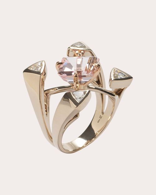 Luxury Morganite Diamond Ring For Anniversary, Elegant Morganite Rings For Formal Events, Elegant Morganite Ring For Formal Occasions, Luxury Morganite Round Ring, Formal Morganite Diamond Ring In Fine Jewelry Style, Luxury Round Morganite Rings, Formal Morganite Diamond Ring Fine Jewelry, Formal Morganite Diamond Ring, Luxury Morganite Rings For Anniversary