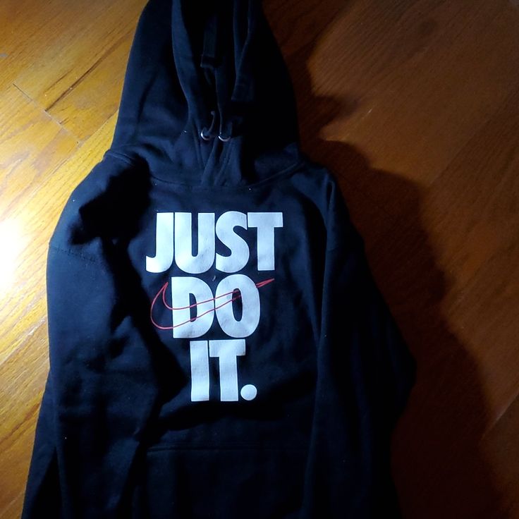 Nike Hoodie Never Wore, Pouch For Hands, Just Do It, Saying On Hoodie, Stylish, Didnt Fit Runs Small Nike Hooded Sweatshirt For Streetwear, Nike Hoodie With Letter Print, Nike Urban Sweatshirt With Double-lined Hood, Nike Winter Hoodie With Kangaroo Pocket, Nike Hooded Hoodie For Streetwear, Nike Urban Hooded Sweatshirt, Nike Urban Hoodie Sweatshirt, Nike Fleece Hoodie With Letter Print, Nike Hooded Sweatshirt With Adjustable Hood