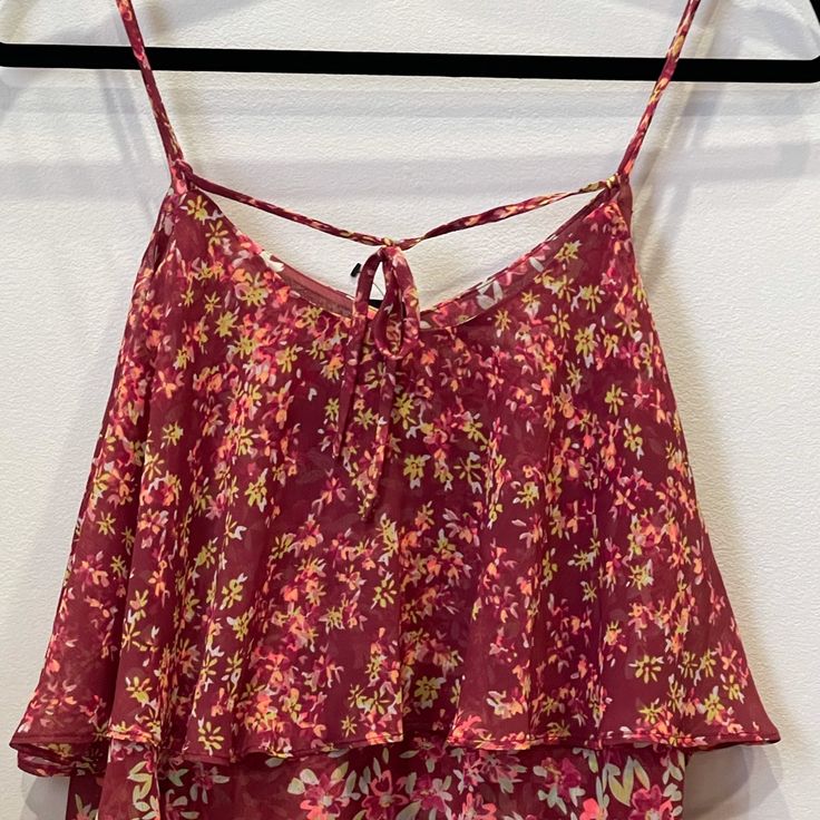 Express Spaghetti Strap Floral Top New With Tag Msrp: $39.90 Size: Sp Polyester Fabric - Breezy And Resists Wrinkles. Tie On Upper Back. Please Ask Questions Prior To Purchase. Will Ship Within 1 Business Day Of Cleared Payment. * Note: ~ All Items Are 100% Authentic, Legally Acquired And Owned. ~ Colors May Vary Due To Photo Lighting Situations And Monitor Screen Variations. ~ Photos May Be Taken With And Without Camera Flash, Indoors Or In Daylight. ~ All Measurements Are Approximate. ~ Please Spring Vacation Red Camisole, Red Summer Camisole With Adjustable Straps, Summer Red Tank Top With Adjustable Straps, Red Summer Camisole With Spaghetti Straps, Red Camisole With Adjustable Straps For Summer, Red Camisole With Spaghetti Straps For Summer, Spring Multicolor Camisole With Adjustable Straps, Spring Beach Camisole With Strappy Design, Spring Beach Strappy Camisole