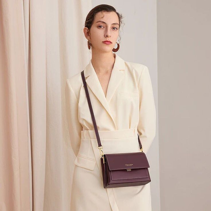 Discover Elegance in Compact Luxury Introducing our exclusive Small European-Style Leather Crossbody Bag – a perfect blend of elegance, functionality, and style for the modern woman. Crafted with high-quality split leather, this bag is designed to add a touch of sophistication to any outfit, making it ideal for parties and special occasions. Convenience Meets Style Measuring 8.3x3.1x5.5" and weighing approximately 500G, this compact bag is the epitome of convenience. It features a practical inte Leather Crossbody Bags, Designer Leather Handbags, Compact Bag, Crossbody Bags For Women, Luxury Designer Handbags, Handbag Women, Famous Designers, Designer Handbag, Look Vintage