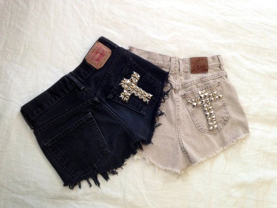 Spring Closet, High Wasted Shorts, Pocket Embroidery, Studded Shorts, Corporate Website, Popular Products, Stockholm Fashion, Pinterest Closet, Outfit Goals