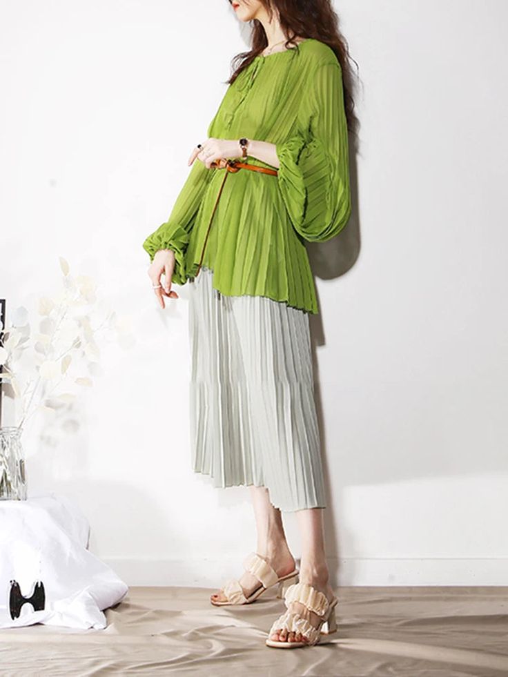 SIZE Shoulder:42cm Bust:140cm Waist:158cm Sleeve length:65cm Length:69cm Note: 1 inch = 2.54 cm, 1 cm = 0.39 inch note: measurement by hands allow 2-3cm errors which is normal Pleated V-neck Blouse For Spring, Spring Pleated V-neck Blouse, Casual Pleated Tops For Spring, Spring Khaki V-neck Blouse, Spring V-neck Khaki Blouse, Green Solid Color Shirt For Fall, Khaki Solid Color Top For Spring, Green V-neck Shirt For Spring, Casual Pleated Blouse In A Specific Color