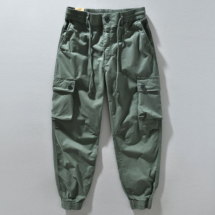 Walk the streets in effortless style with the Frank Hardy Premium Urban Joggers. Made of soft cotton and improved by multiple spacious side pockets, they are incredibly comfortable and usable and match your casualwear favorites effortlessly. Buy all 3 colors and save $40! Product information: Material: Cotton, Polyester Drawstring closure Loose fit