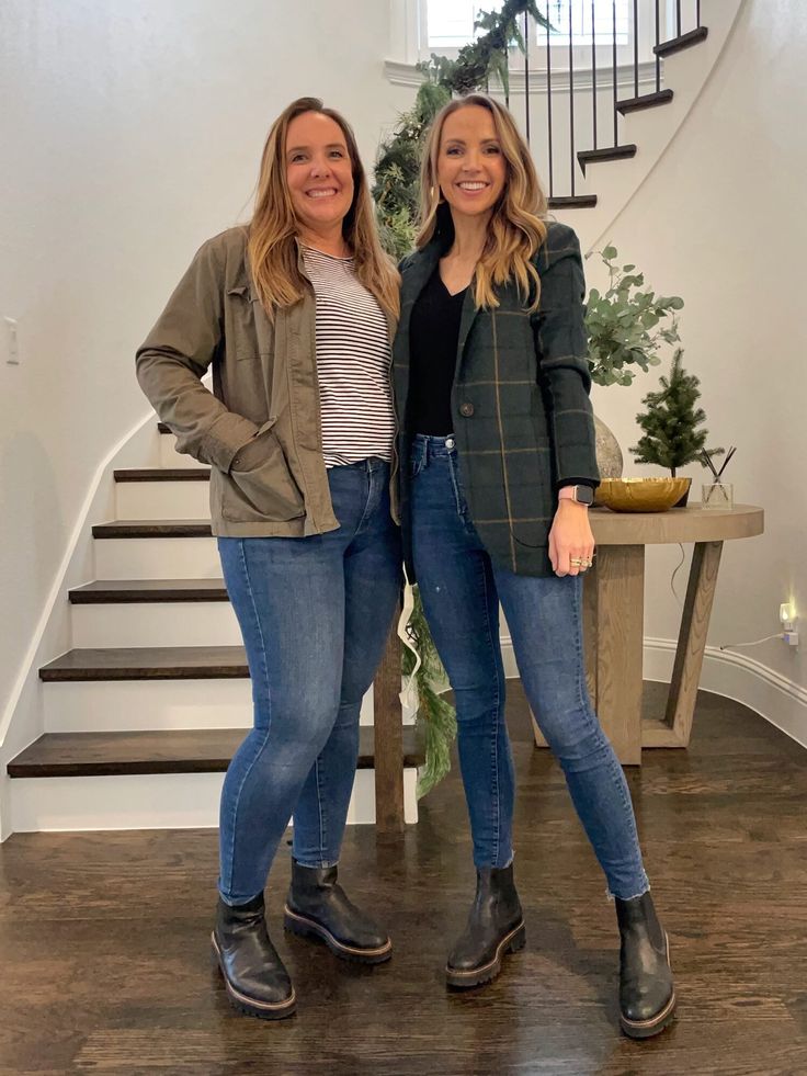 Chelsea Boot Outfits on Two Body Types - Merrick's Art Chelsea Boots Wide Calves, Black Chelsea Ankle Boots Outfit, Chelsea Boot Flare Jeans, Minimalist Chelsea Boots, Dm Chelsea Boots Outfit, Madewell Chelsea Boot Outfit, Olive Green Chelsea Boots Outfit, Fall Outfits Women With Boots, Chelsea Boots Outfit Midsize