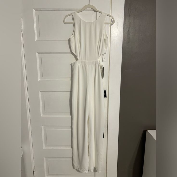 White Jumpsuit. Lulu’s Size S. Brand New, Never Worn! Perfect For Vacation, Bachelorette Or Bridal Events! Cheap White V-neck Jumpsuits And Rompers, Lulu Pants, Bridal Events, Bridal Event, White Jumpsuit, Pant Jumpsuit, Jumpsuit Romper, Color White, Pants For Women