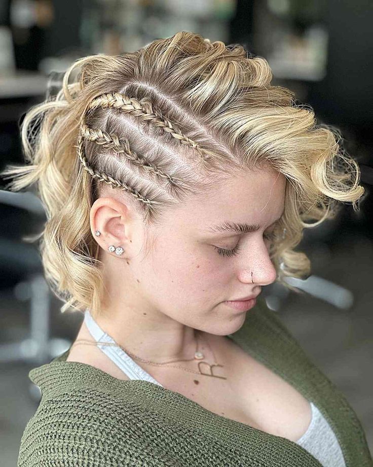 25 Coolest Viking Hairstyle Ideas for Women in 2024 Viking Braids Female Short Hair, Viking Hairstyles Female, Long Stacked Haircuts, Viking Haircut, Night Out Hairstyles, Viking Hairstyles, Hairstyles Female, Short Bridal Hair, Viking Braids