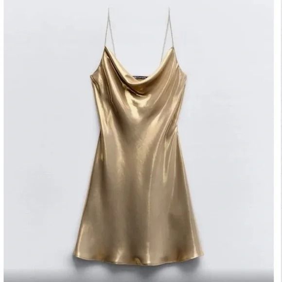 Zara | Dresses | Zara Gold Metallic Slip Dress With Rhinestone Straps | Poshmark Backless Short Dress, Dirndl Outfit, Mini Gold Dress, Barbie Mode, Bandeau Tops, Metallic Mini Dresses, Mini Robes, Sleeveless Short Dress, Mini Dresses For Women