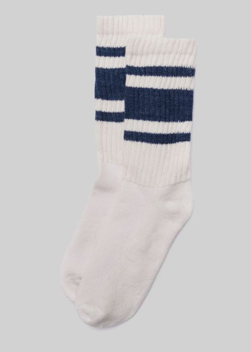 The Mono Stripe is the style for anyone after more pop in their sock drawer. The perfect balance between sporty and fresh. 68% cotton 16% nylon 12% acrylic 4% spandex Machine wash Universal Fit: Men's US Size 8.5 - 13 / Women's US Size 6 - 10 Crew Length Made in the USA Casual Cotton Sports Socks, Sporty Stretch Cotton Socks, Blue Cotton Sporty Socks, Comfortable Cotton Socks With Ribbed Cuffs, Cotton Socks With Ribbed Cuffs, Sporty Cotton Socks For Streetwear, Casual Cotton Socks For Streetwear, Winter Sports Cotton Socks, Casual Cotton Streetwear Socks