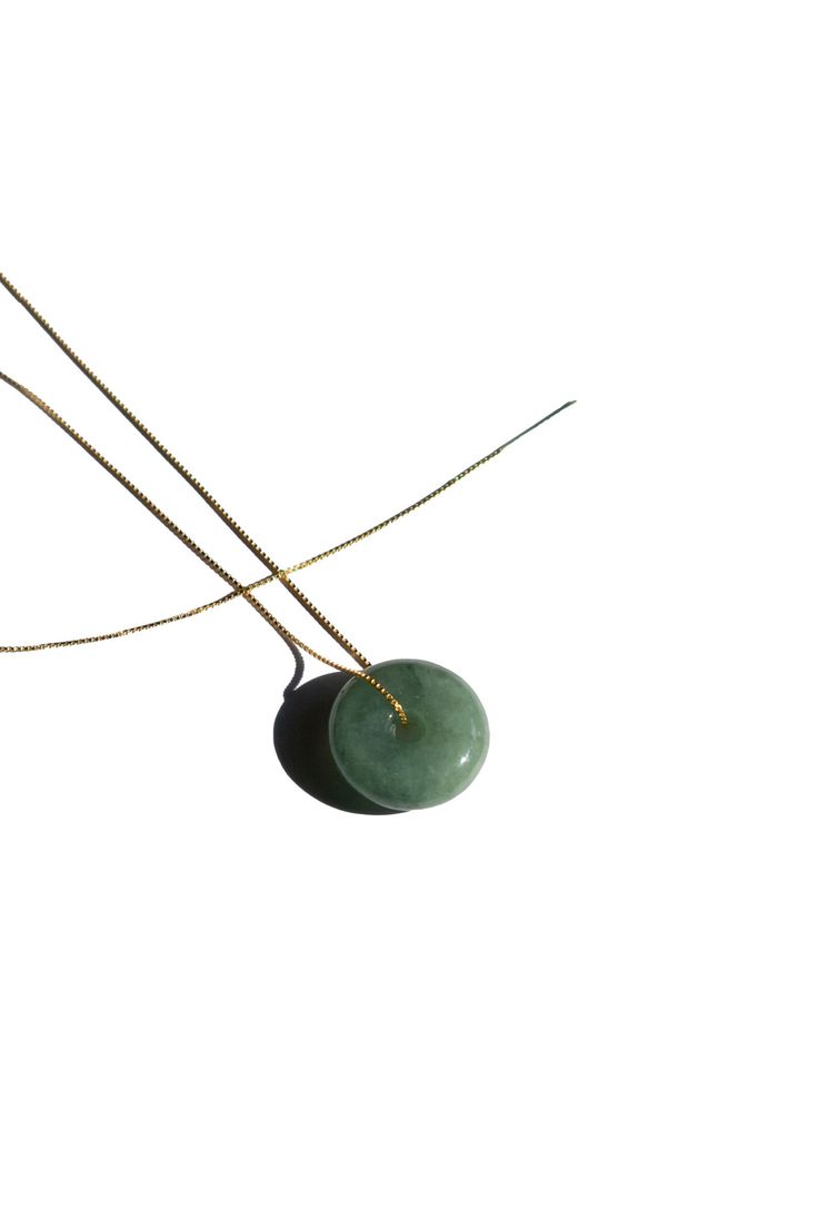 Button — Green jade pendant necklace Minimalist Jade Round Pendant Necklace, Jade Pendant Necklace, Everyday Necklace, Silver Box, Chain Gold, Jade Pendant, Green Jade, Vintage Bracelets, Jade Green