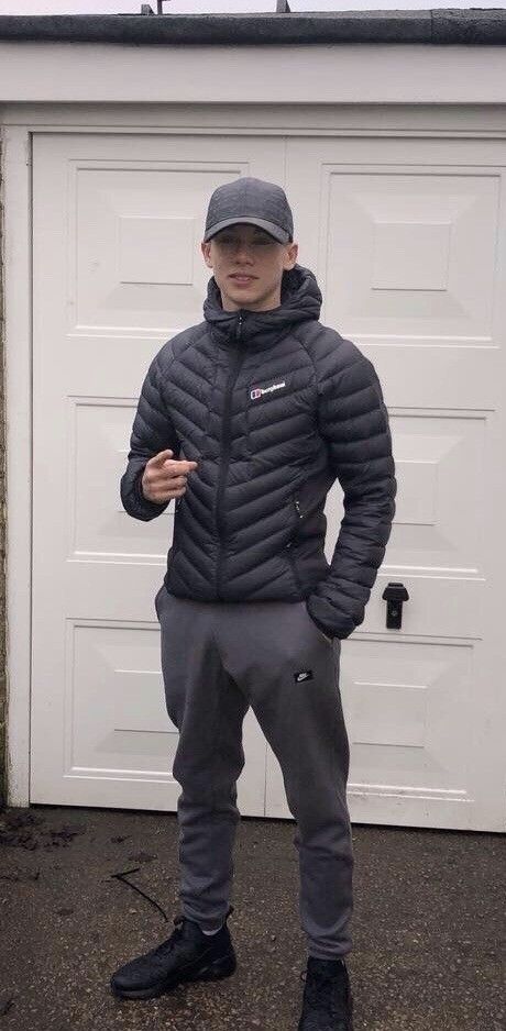 Chav Uk Chav Style, Roadman Boys, Chav Style, Uk Boys, Chav Outfits, Chav Lads, Scally Lads, Bad Boy Style, Mens Fashion Casual Shoes