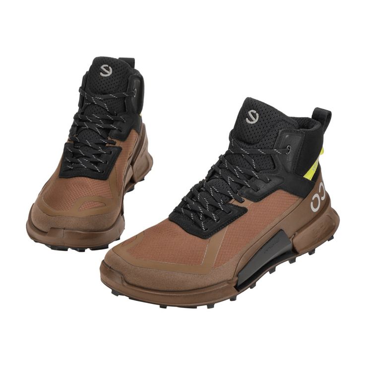 Step into the great outdoors with confidence in the Ecco Biom X Mountain Men's Hiking Shoes. Crafted with a state-of-the-art GORE-TEX membrane, these brown hiking boots ensure your feet stay dry even in wet conditions. Engineered for both durability and style, they're perfect for young adults who demand functionality without compromising on looks. Embrace any terrain with the rugged outsole, while the comfortable fit keeps you going all day long. Ideal for adventure seekers and trendsetters alik Brown Hiking Boots, Super Birki, Mens Hiking Shoes, Puma Shop, Mountain Man, Tool Bag, Great Outdoors, Hiking Shoes, Work Shoes