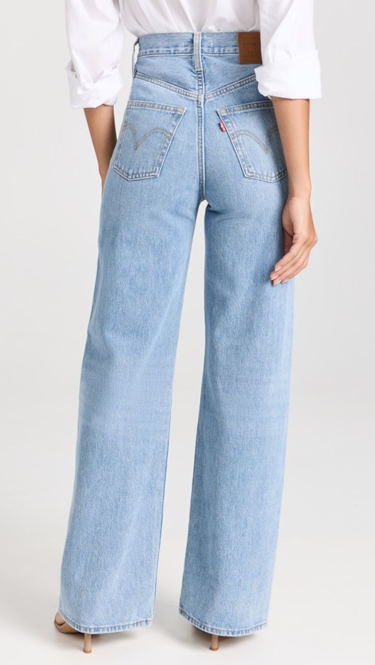 Levi's Ribcage Wide Leg Jeans | Shopbop Levi's Ribcage, Fashion Mistakes, Fashion Mode, Casual Style Outfits, Mode Inspiration, Outfit Casual, New Wardrobe, Outfits Casuales, Jean Outfits