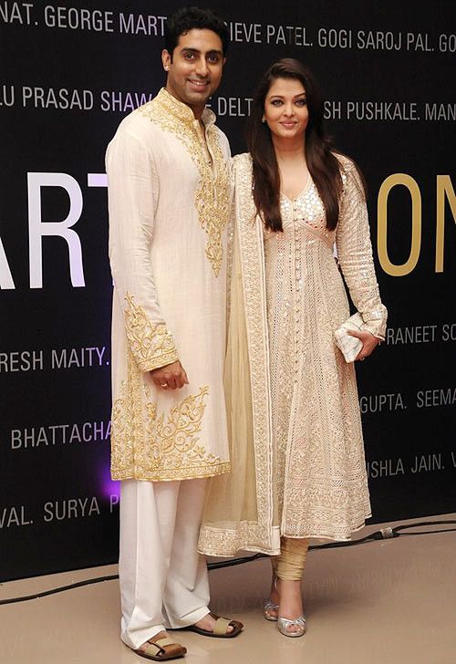 Aishwarya rai's offwhite anarkali suit – Panache Haute Couture Sabyasachi Dresses, ऐश्वर्या राय, Designer Anarkali Suits, Salwar Kamiz, Designer Anarkali, Desi Clothes, Indian Couture, Anushka Sharma, Aishwarya Rai