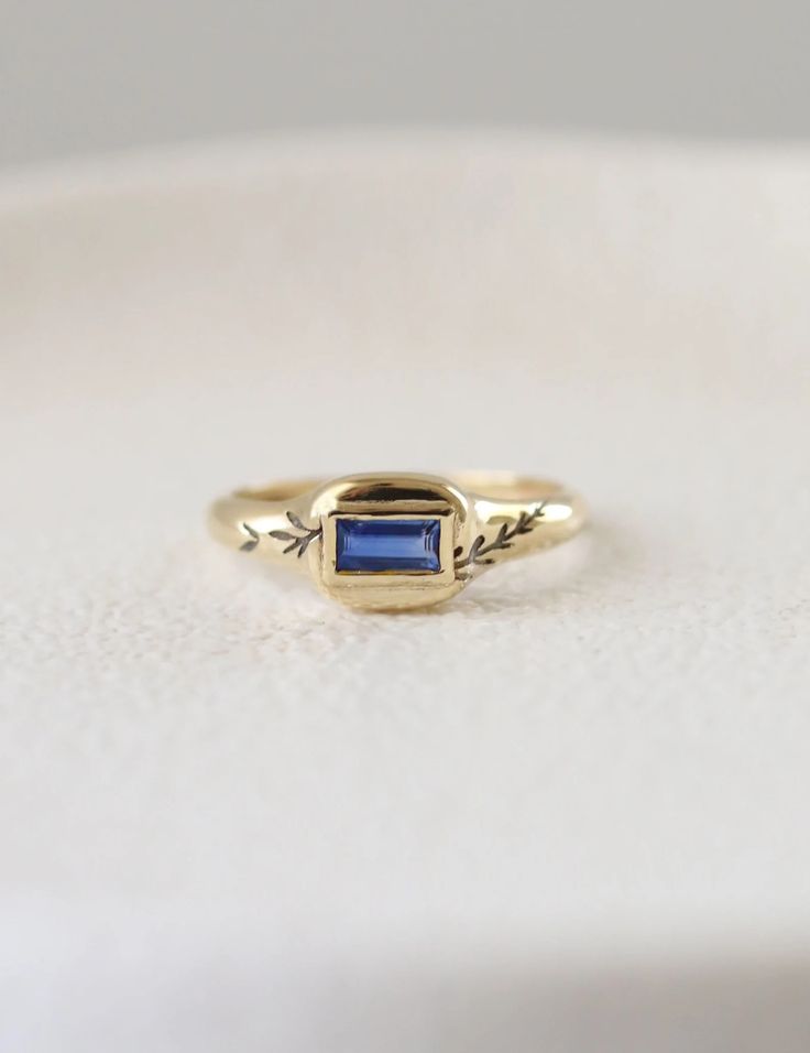 Sapphire Engagement Ring, Floral Signet Ring With Gem Stone, Engraved Ring - Etsy Luxury Sapphire Signet Ring For Promise, Floral Engraved Engagement Ring, Floral Signet Ring, Vintage Engagement Rings Blue, Masc Engagement Ring, 1900s Engagement Ring, Signet Engagement Ring, Signet Engagement Rings, Gold Sapphire Engagement Ring