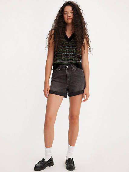 A vintage-inspired flattering fit featuring the higher-than-high rise that made the '80s the fashion decade we can’t stop talking about. Think of these Rolled '80s Mom Shorts as your parent’s shorts, but better. A vintage, 80s-inspired fit Featuring a 10” high rise A-line leg opening designed to flatter your legs With a rolled hem design We made this garment with post-industrial recycled cotton 80s Mom, Fashion Decades, Black Levis, Mom Shorts, Rolled Hem, Recycled Cotton, Vintage Look, Women's Shorts, Vintage Inspired