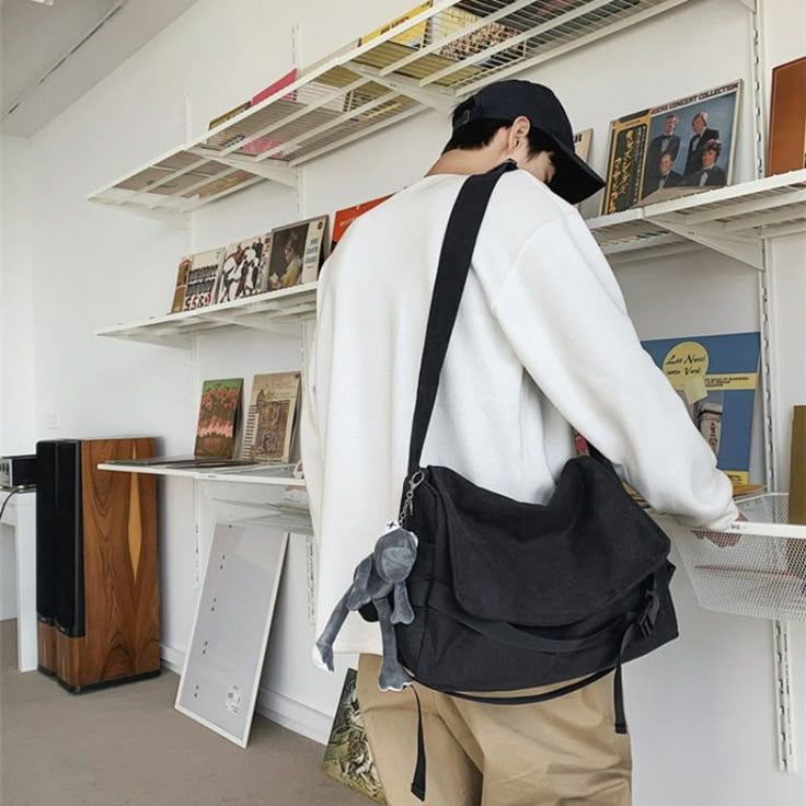 BACK TO SCHOOL Canvas Messenger Bag Ladies Big Capacity Handbags Shoulder Bag Youth Girls Student School Bags Fashion Men Crossbody Bags Bolsos 俏美丽 [23y 8m 29d] Man Bags Shoulder For Men, Men’s Bags, Bags For Guys, Bag Outfit Men, Male Bags, Mens Handbags, Freitag Bag, Men Tote Bag, Tote Bag Men