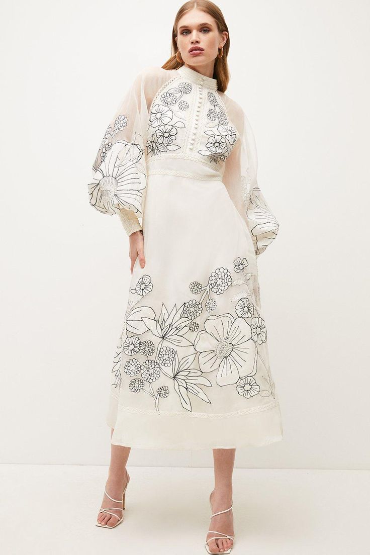 Latest Maxi Dresses, Ladies Clothes Fashion, Maxi Dress Collection, Ladies Clothes, Delicate Flowers, Puffed Sleeves, Karen Millen, Look Fashion, Modest Fashion