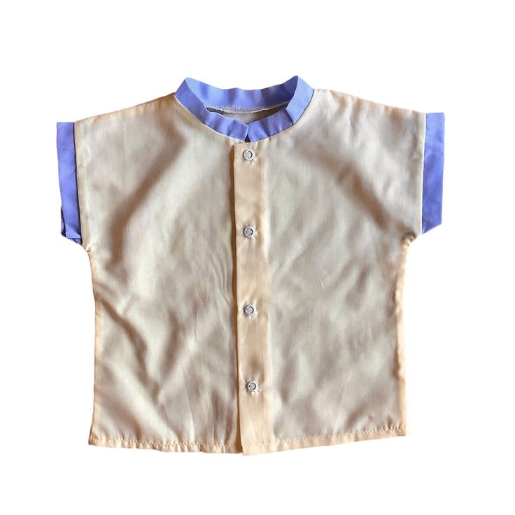 Size: 3-6 Months Decade: 1970's Origin: Made in France Condition: Excellent Materials: feels polyester and cotton Length : 12.5in- 32 cm Chest : 11in - 28 cm Beige Cotton Tops For Playwear, Beige Cotton Tops For Playtime, Unisex Vintage Cotton Shirt, Beige Tops For Playwear In Spring, Beige Short Sleeve Tops For Playtime, Beige Tops For Spring Playwear, Retro Summer School Tops, Vintage Tops For School In Spring, Vintage Tops For Playtime In Spring