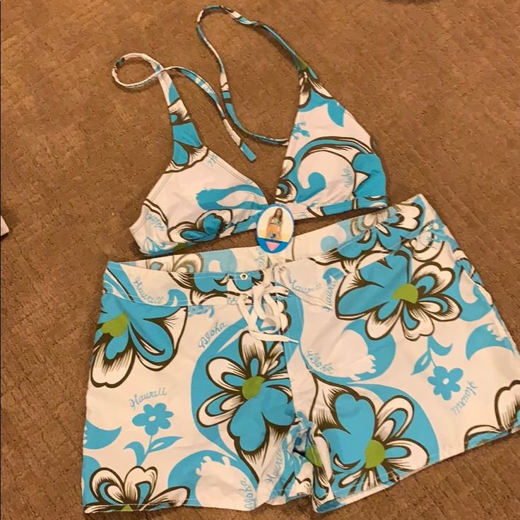 Bottoms Are Size 11 Top Is Xl Both Run Small Swim Top And Shorts Outfit, Sewing Swimsuits Tutorials, Tomboy Swimwear, Womens Bathing Suits Tankini, Swimwear With Shorts, Bathing Suit With Shorts, Swaggy Clothes, Baithing Suits, Barbie Swimsuit